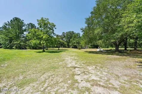 354 Murray Turner Farm Road Burgaw NC 28425