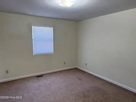 3320 Bridges Street Morehead City NC 28557