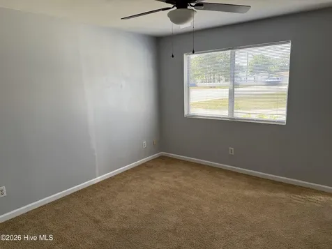 3320 Bridges Street Morehead City NC 28557