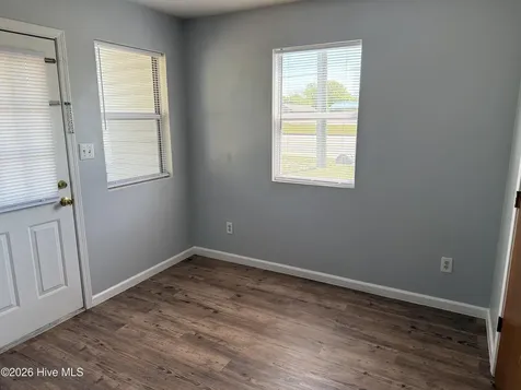 3320 Bridges Street Morehead City NC 28557