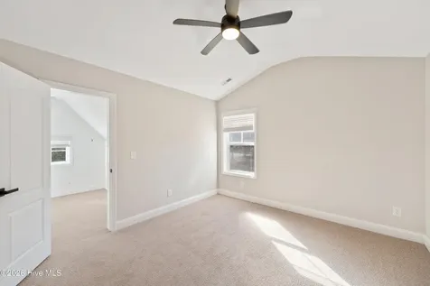 37 Twisted Oak Court Hampstead NC 28443