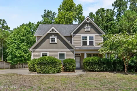37 Twisted Oak Court Hampstead NC 28443