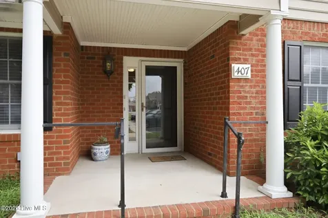 407 Willows Court Washington NC 27889