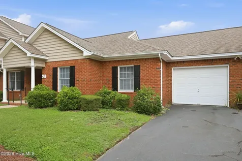 407 Willows Court Washington NC 27889