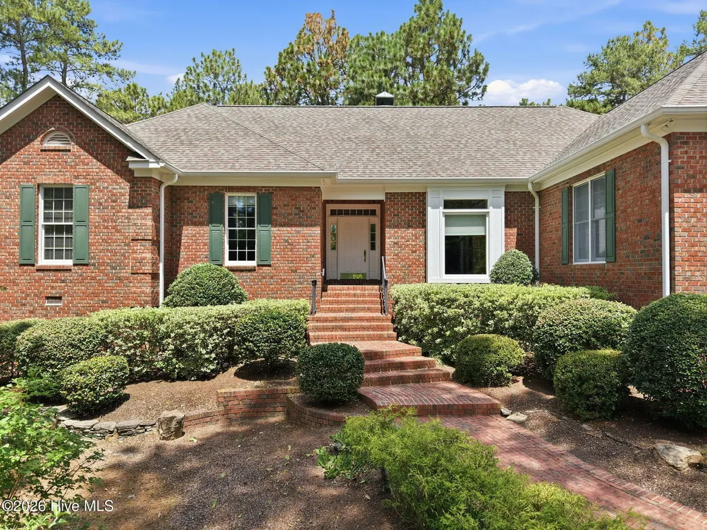 86 Pinewild Drive Pinehurst NC 28374
