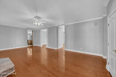 5634 Chelon Avenue Wilmington NC 28409