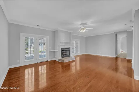 5634 Chelon Avenue Wilmington NC 28409