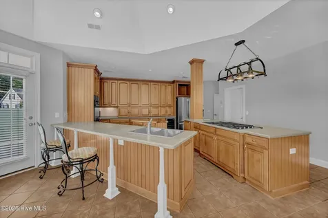 5634 Chelon Avenue Wilmington NC 28409