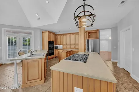 5634 Chelon Avenue Wilmington NC 28409
