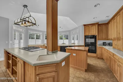 5634 Chelon Avenue Wilmington NC 28409