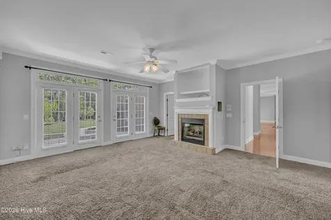 5634 Chelon Avenue Wilmington NC 28409