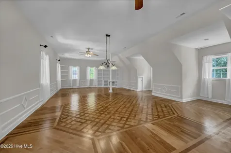 5634 Chelon Avenue Wilmington NC 28409