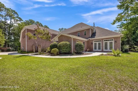 5634 Chelon Avenue Wilmington NC 28409