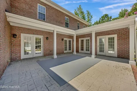 5634 Chelon Avenue Wilmington NC 28409