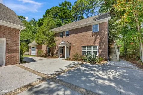 5634 Chelon Avenue Wilmington NC 28409