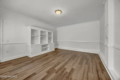 5634 Chelon Avenue Wilmington NC 28409