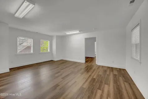 5634 Chelon Avenue Wilmington NC 28409