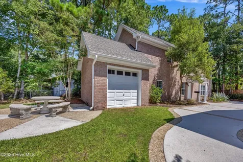 5634 Chelon Avenue Wilmington NC 28409