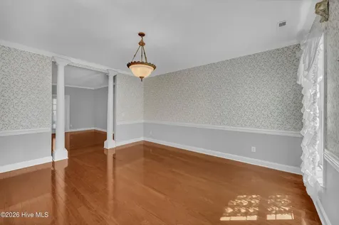 5634 Chelon Avenue Wilmington NC 28409