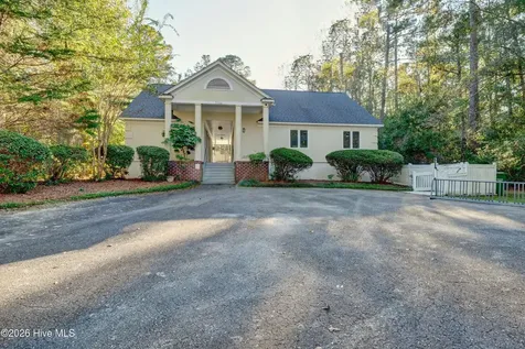 5634 Chelon Avenue Wilmington NC 28409