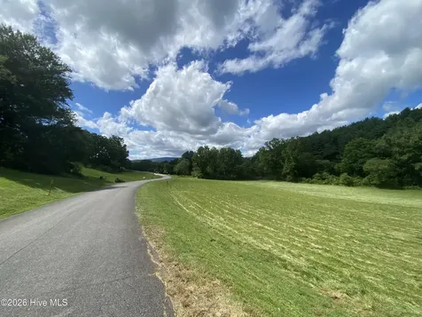 Lot 24&26 Mcglamery Farm Drive Hayesville NC 28904
