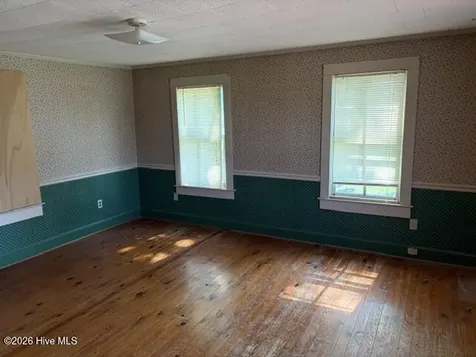5819 Us 264 Washington NC 27889