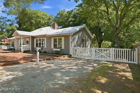 1425 Central Drive Southern Pines NC 28387