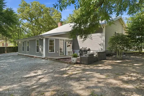1425 Central Drive Southern Pines NC 28387