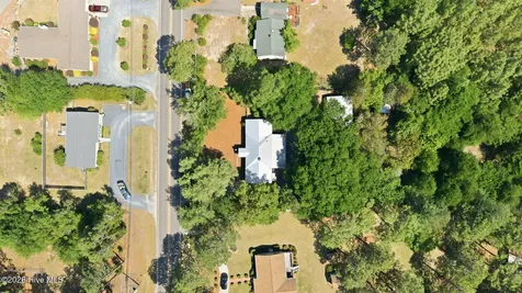 1425 Central Drive Southern Pines NC 28387