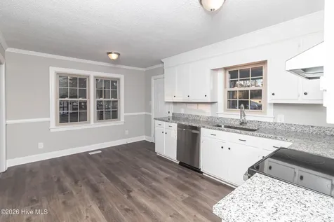 203 Avalon Lane Greenville NC 27858