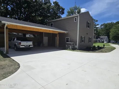 308 Pearson Street N Wilson NC 27893