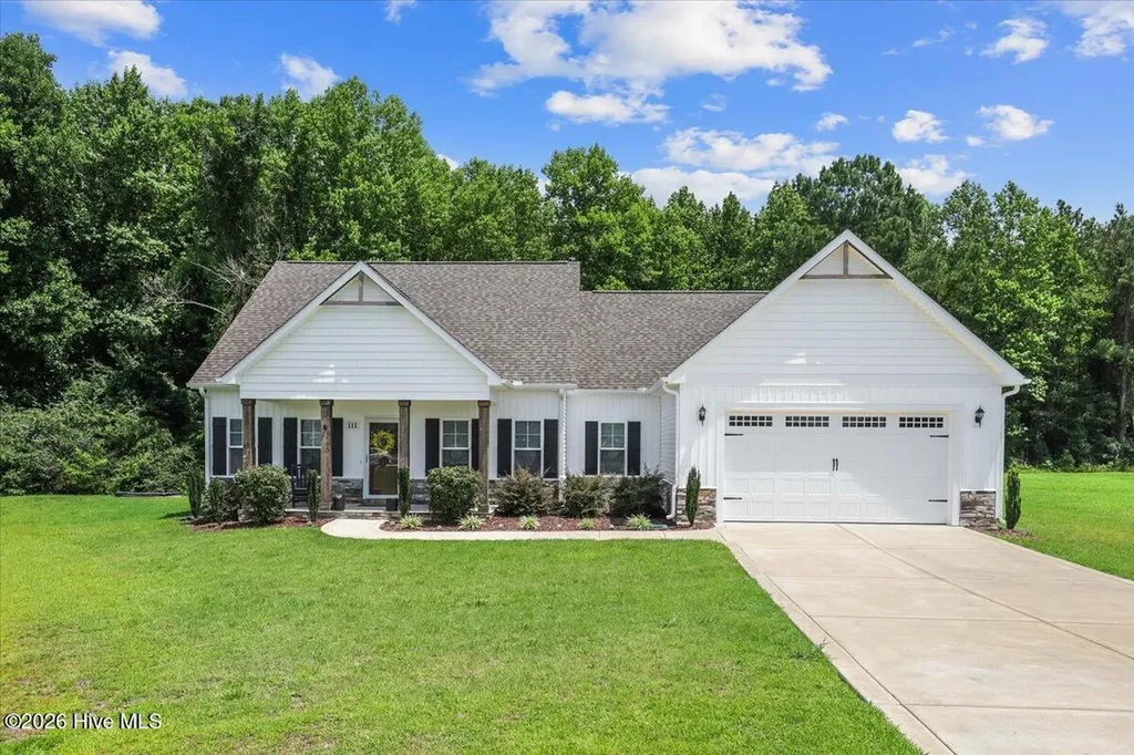 111 Oakbridge Way Pikeville NC 27863