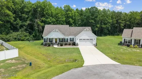 111 Oakbridge Way Pikeville NC 27863
