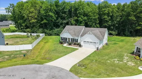 111 Oakbridge Way Pikeville NC 27863