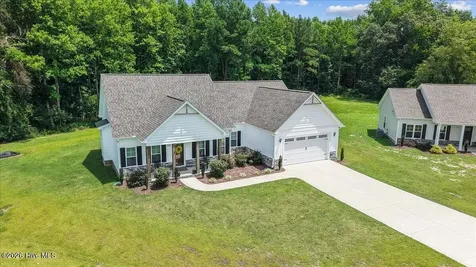 111 Oakbridge Way Pikeville NC 27863