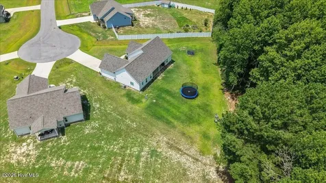 111 Oakbridge Way Pikeville NC 27863