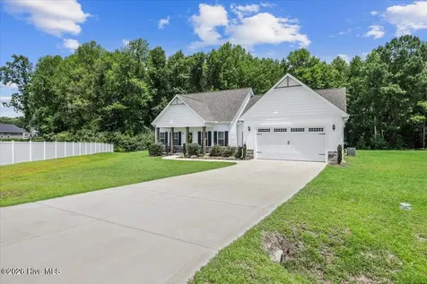 111 Oakbridge Way Pikeville NC 27863