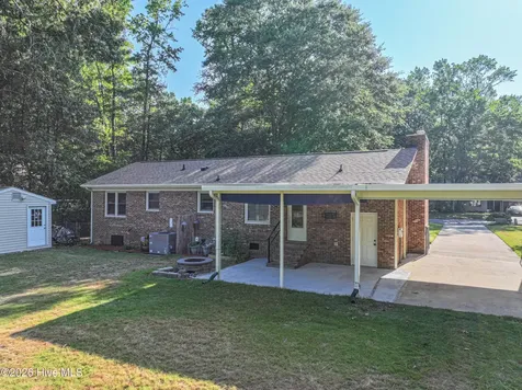 107 Guinevere Lane Greenville NC 27858