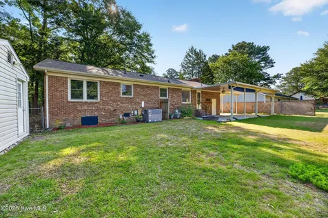 107 Guinevere Lane Greenville NC 27858