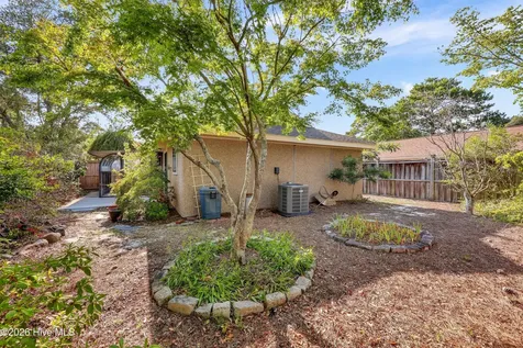 7412 Ridgeview Place Wilmington NC 28411