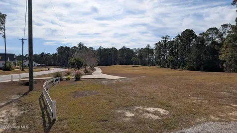 314 Livingston Court Holly Ridge NC 28445