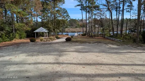 314 Livingston Court Holly Ridge NC 28445