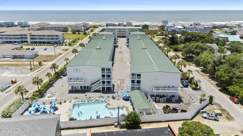 105 SE 58th Street Oak Island NC 28465