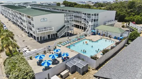 105 SE 58th Street Oak Island NC 28465