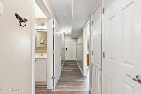 105 SE 58th Street Oak Island NC 28465