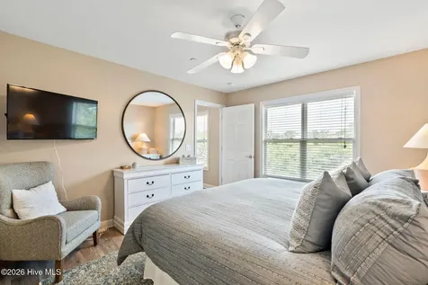 105 SE 58th Street Oak Island NC 28465