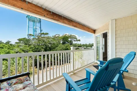 105 SE 58th Street Oak Island NC 28465