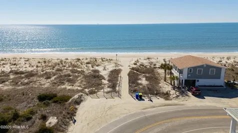105 SE 58th Street Oak Island NC 28465