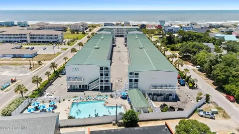 105 SE 58th Street Oak Island NC 28465