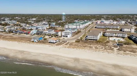 105 SE 58th Street Oak Island NC 28465